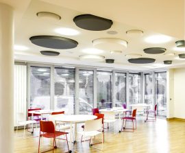 Création & Formes acoustiques sur mesure - Forme acoustique sur mesure - capteur acoustique color posé au plafond par collage