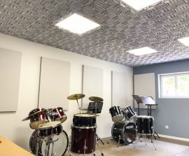 Ambiance Relief - Ambiance relief posé au plafond par collage