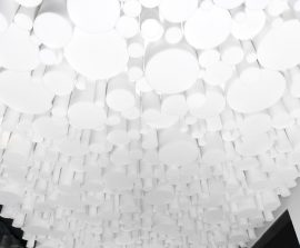 Baffles absorber Polygone - Baffle Absorber Polygone posée au plafond par collage