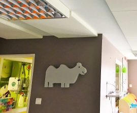 Baffles absorber Ludique - Baffle Absorber Ludique posée au mur par collage